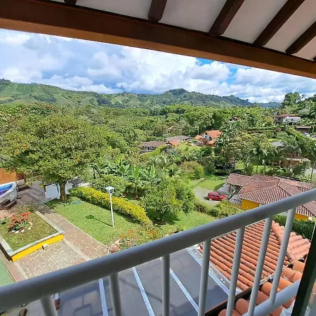 El Portal De Mariana Guest House Pereira Exterior photo